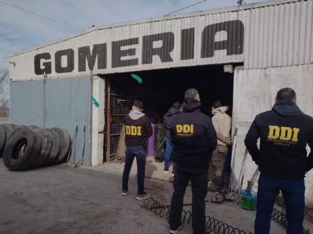 Robaban en Olavarra y se escondan en Bolvar
